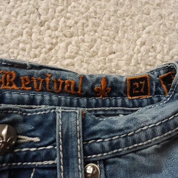 Rock Revival Jeans - Picture 8 of 9